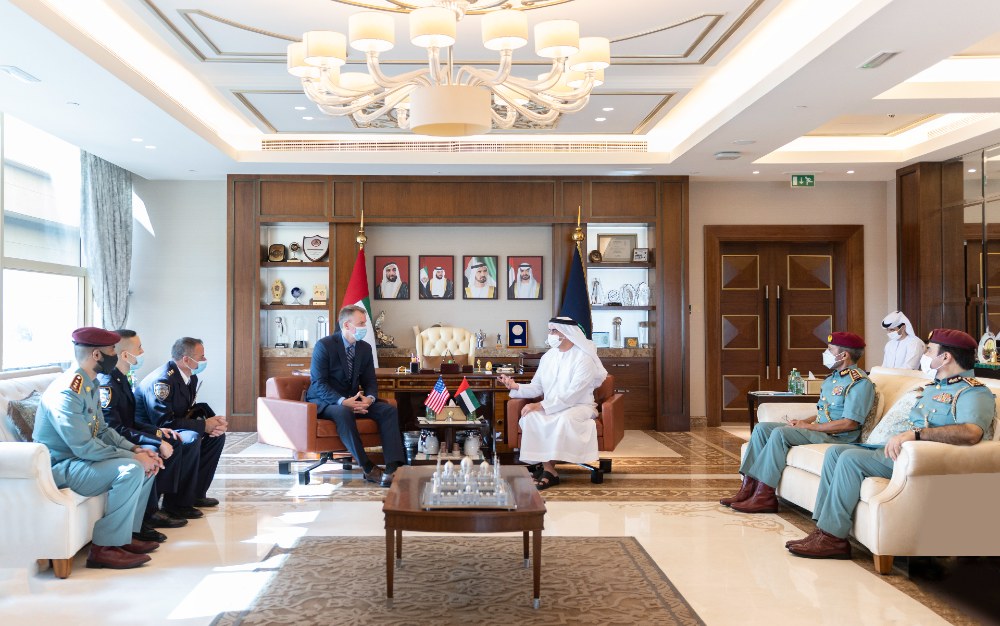 Saif bin Zayed meets the NY police General Commissioner and the accompanying delegation. 